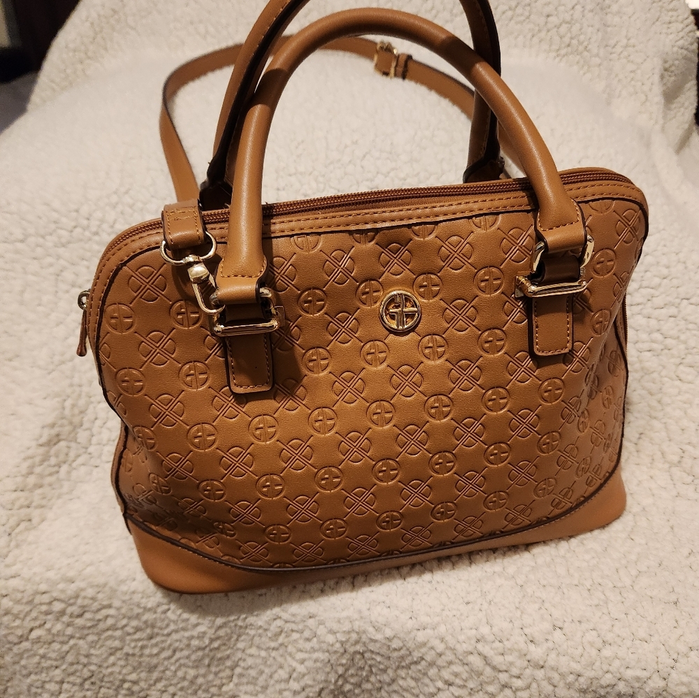 Giani Bernini Brown Leather Shoulder Bag with Embossed Design